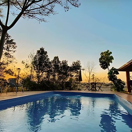 Casa De Campo Araxa Na Montanha Com Piscina Piracaia Exteriér fotografie