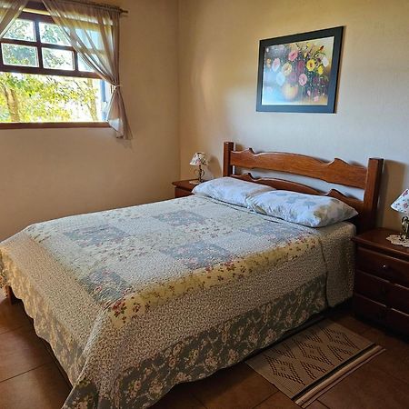 Casa De Campo Araxa Na Montanha Com Piscina Piracaia Exteriér fotografie