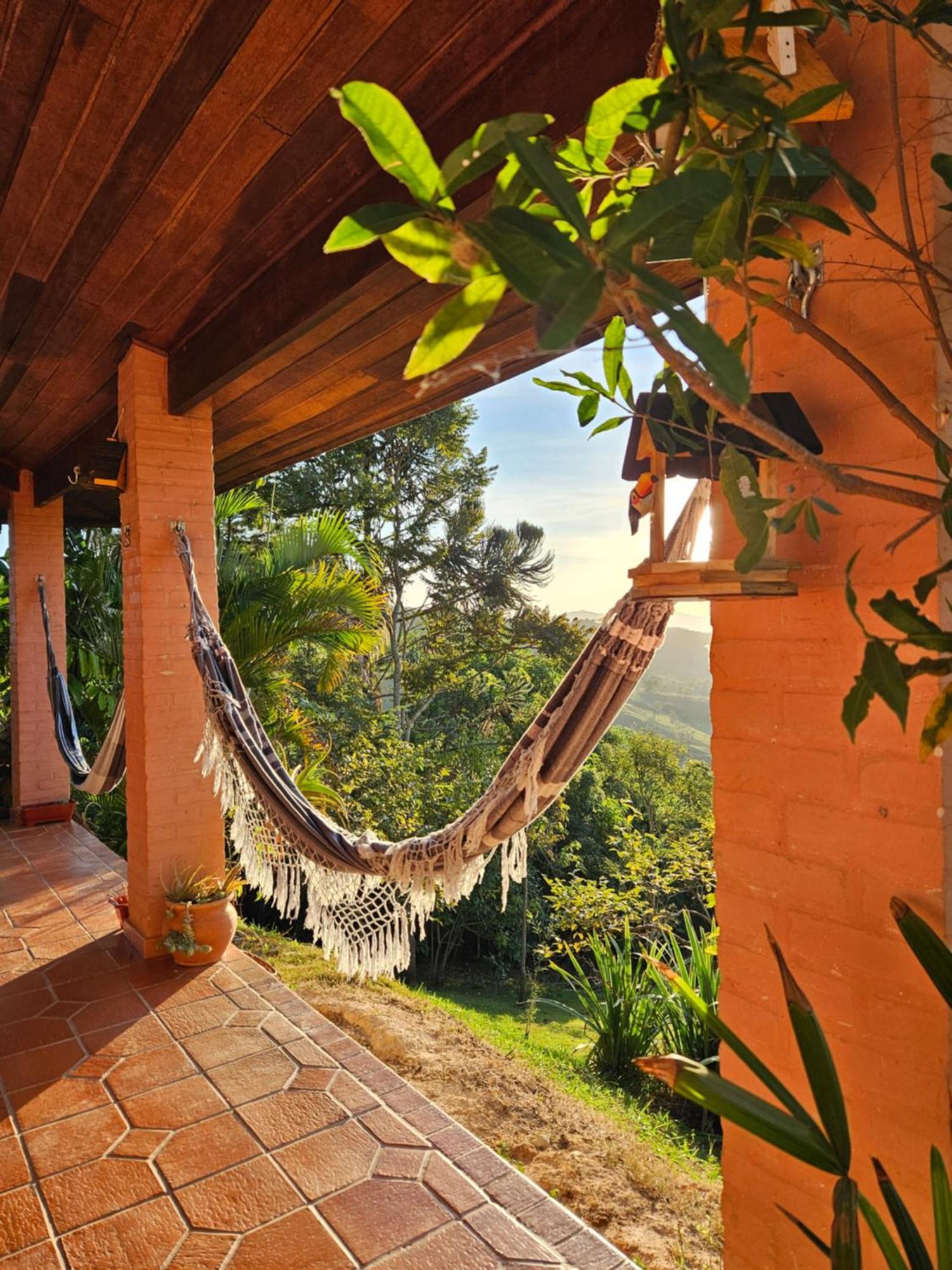 Casa De Campo Araxa Na Montanha Com Piscina Piracaia Exteriér fotografie